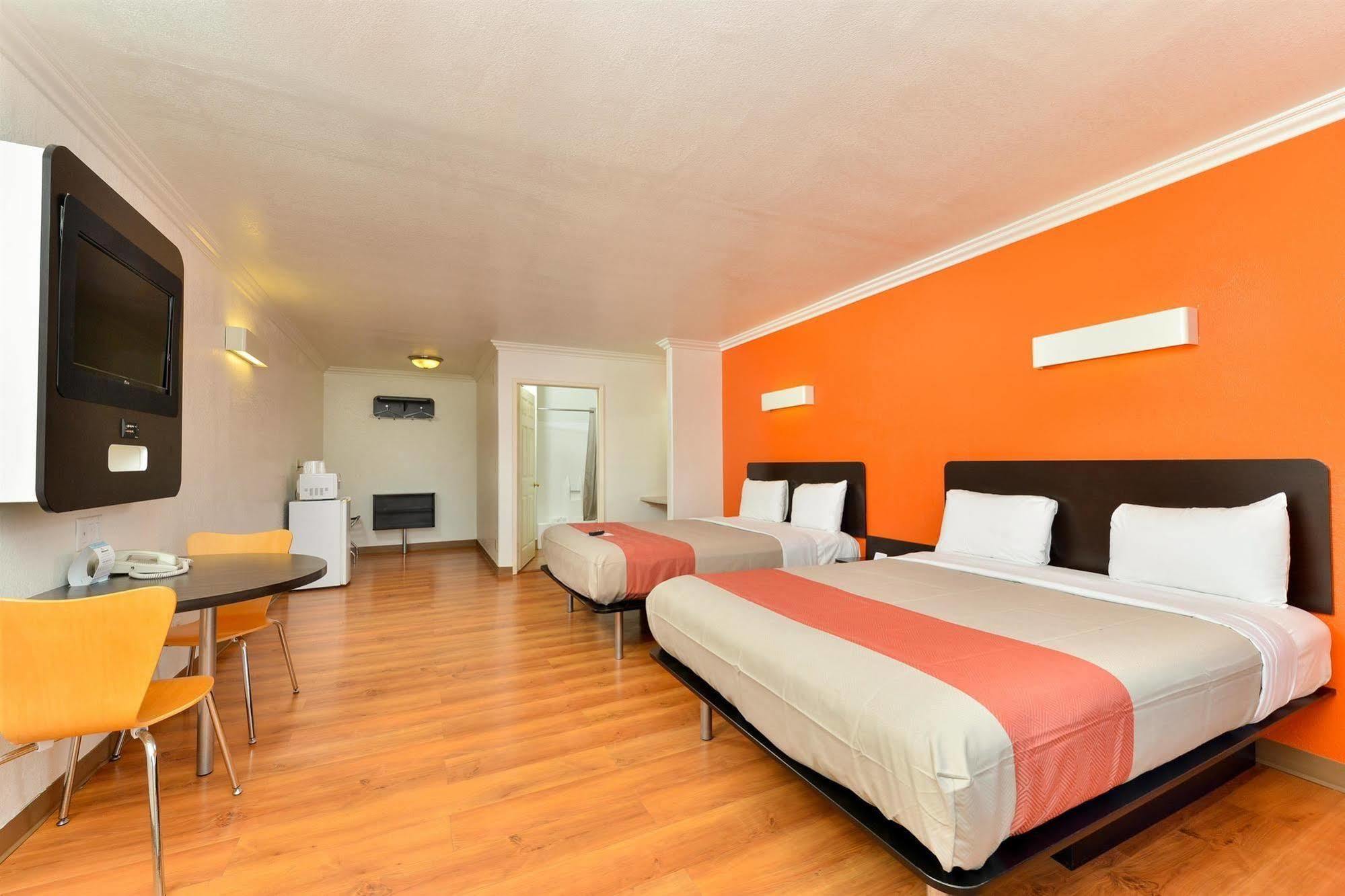 Motel 6-Vista, Ca Zewnętrze zdjęcie