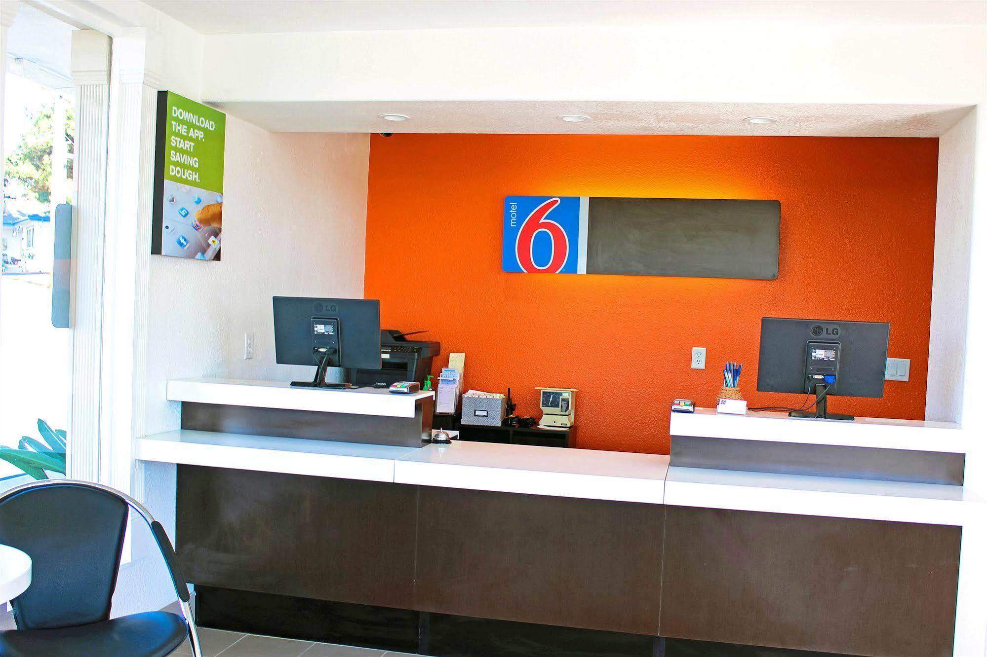 Motel 6-Vista, Ca Zewnętrze zdjęcie