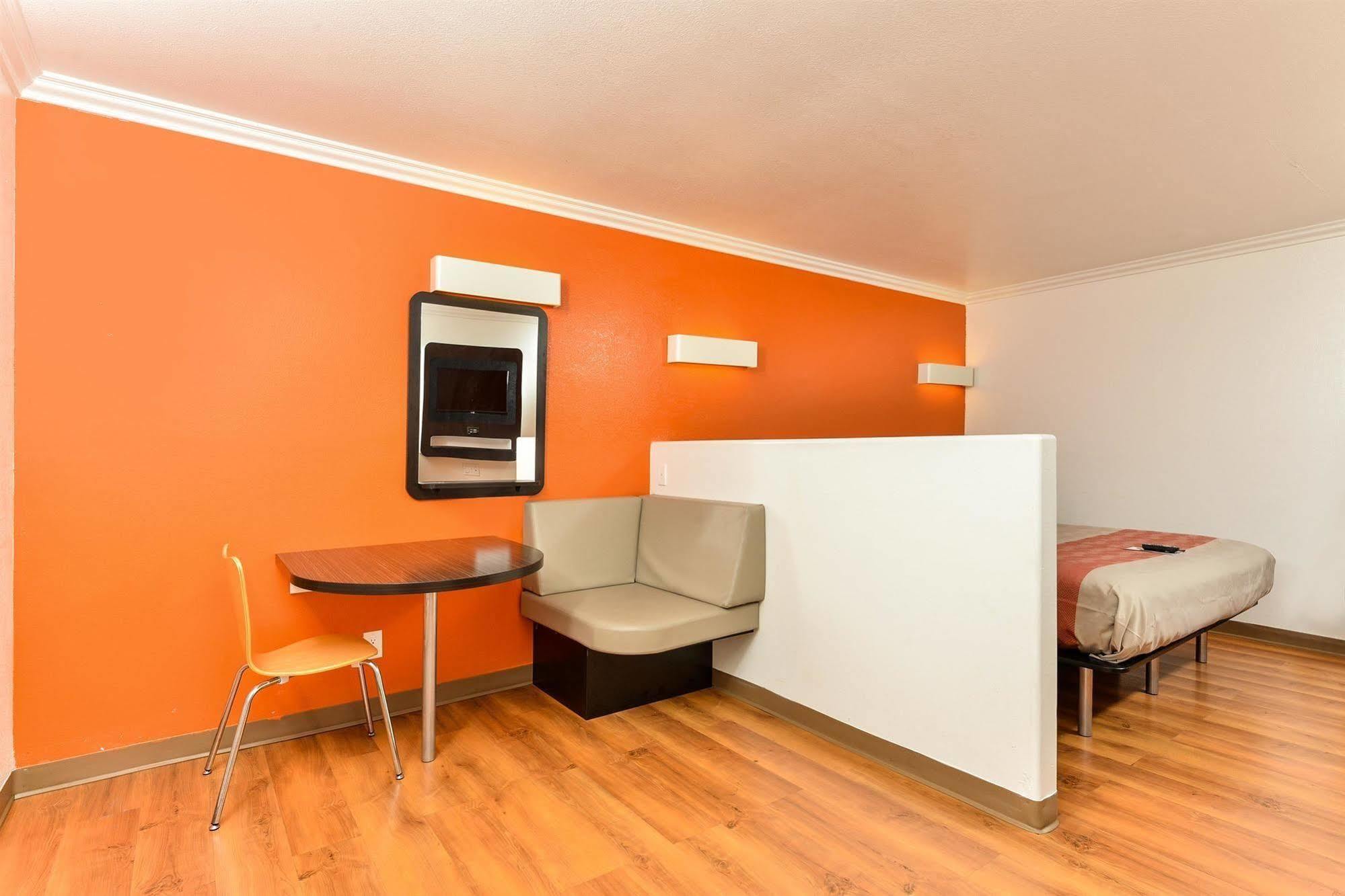 Motel 6-Vista, Ca Zewnętrze zdjęcie