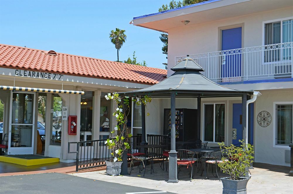 Motel 6-Vista, Ca Zewnętrze zdjęcie